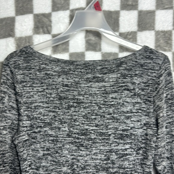 Velcom Long Sleeve Crew Neck Nit top Size S/Small 10 - Picture 6 of 7